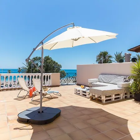 Soek Pedregalejo Seafront Holidays Homes *