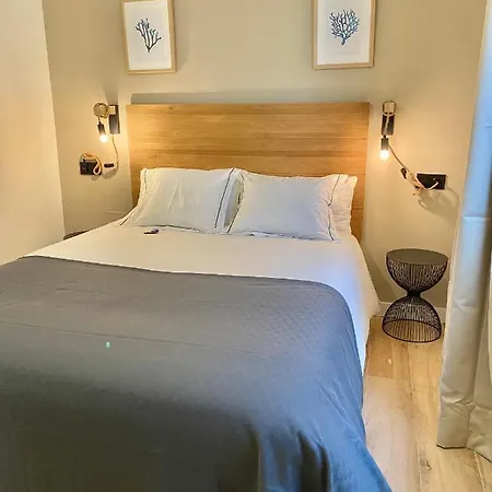 Soek Pedregalejo Seafront Holidays Homes * Màlaga