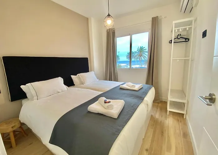 Apartament Soek Pedregalejo Seafront Holidays Homes *