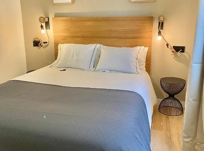 Soek Pedregalejo Seafront Holidays Homes * Malaga