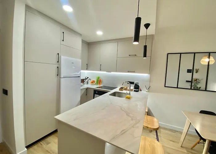 Soek Pedregalejo Seafront Holidays Homes Apartament *